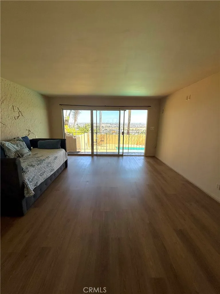 3927 Paseo de las Tortugas Torrance, CA 90505