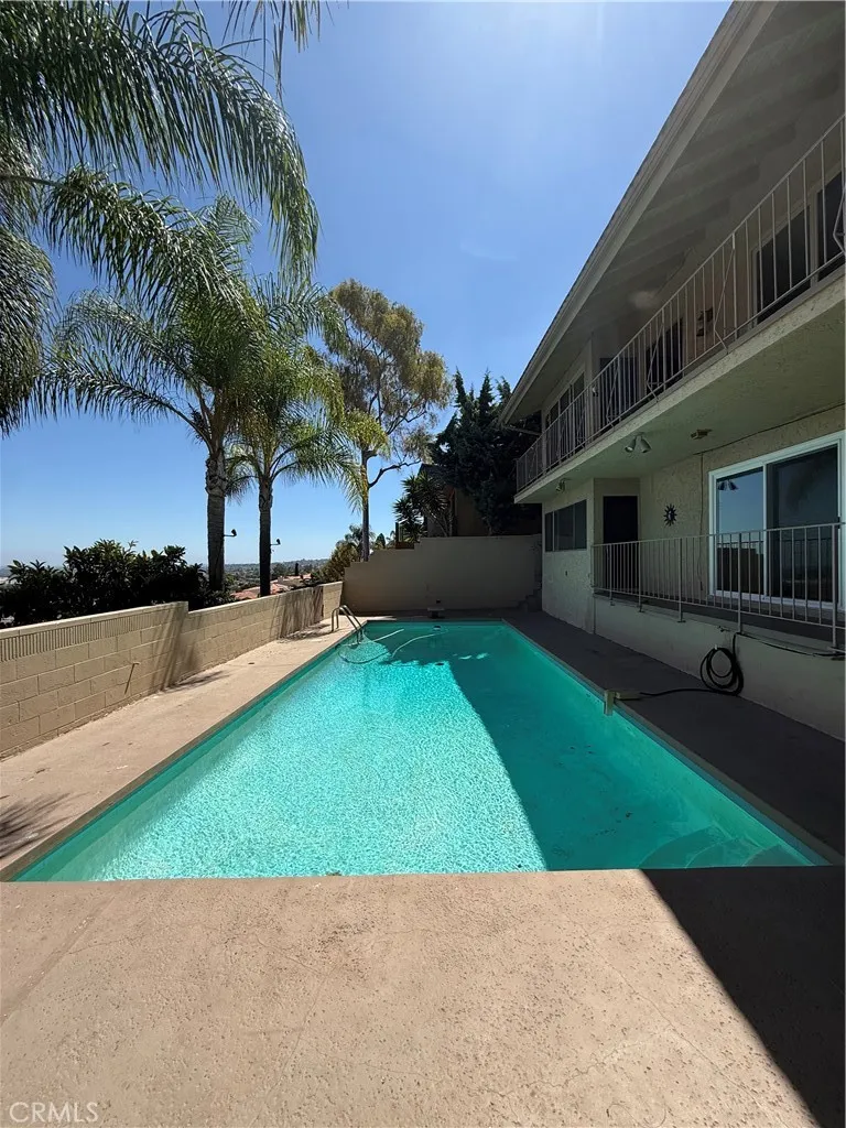 3927 Paseo de las Tortugas Torrance, CA 90505