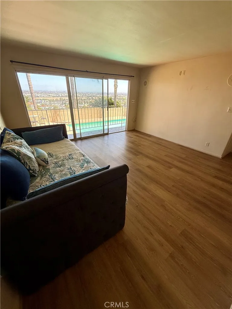 3927 Paseo de las Tortugas Torrance, CA 90505