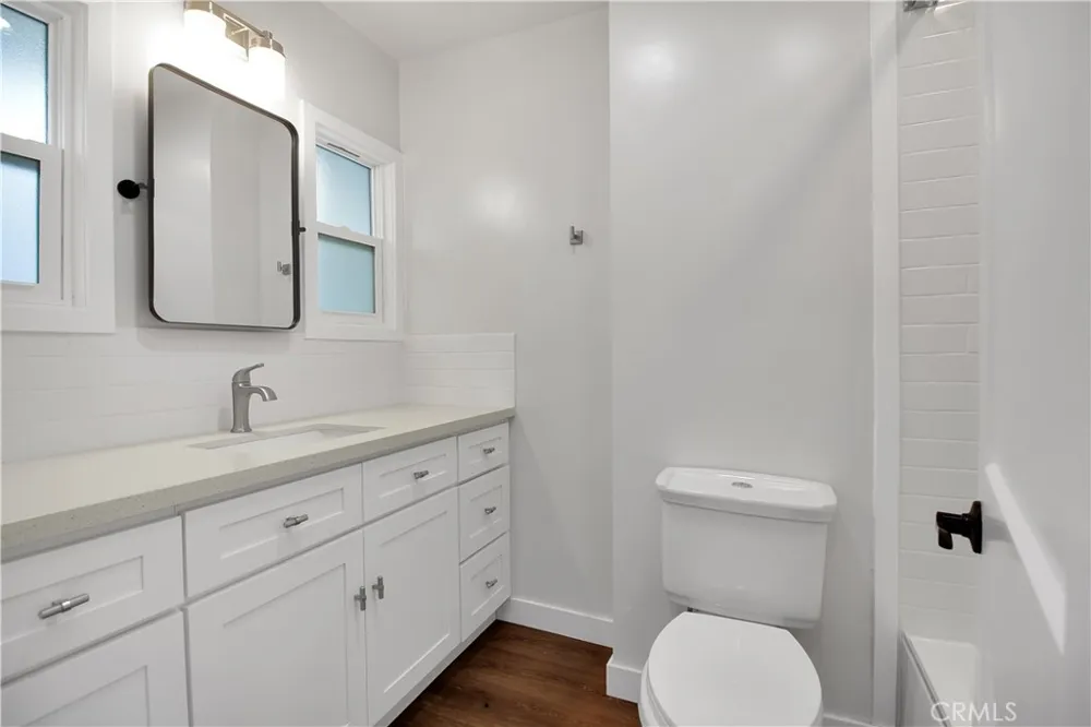 230 30th Street Hermosa Beach, CA 90254