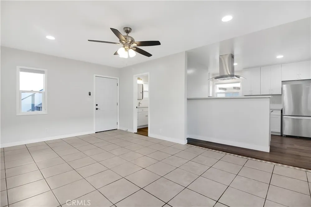 230 30th Street Hermosa Beach, CA 90254