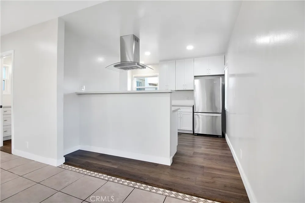230 30th Street Hermosa Beach, CA 90254