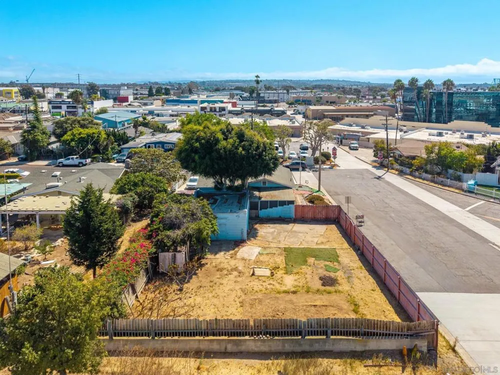 5007 Savannah St San Diego, CA 92110