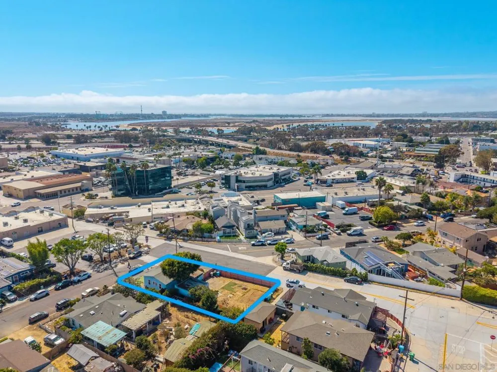 5007 Savannah St San Diego, CA 92110