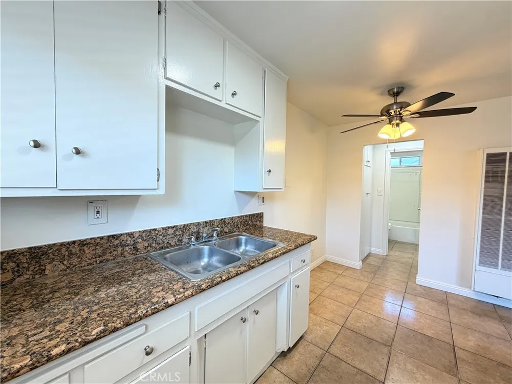 4329 E 55th Street #B Maywood, CA 90270