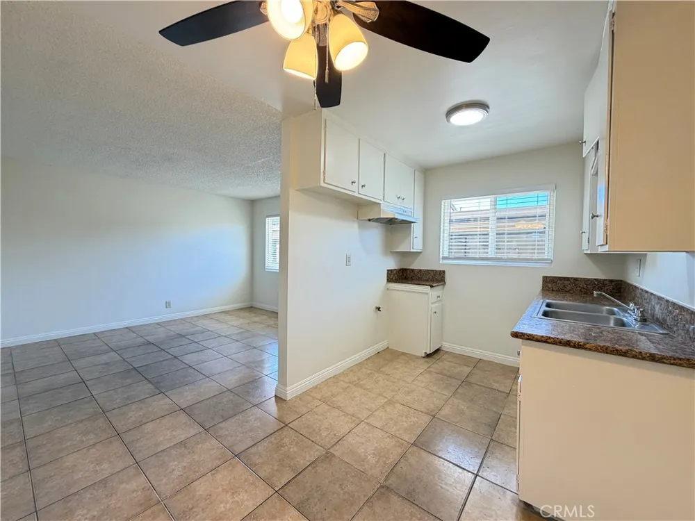 4329 E 55th Street #B Maywood, CA 90270