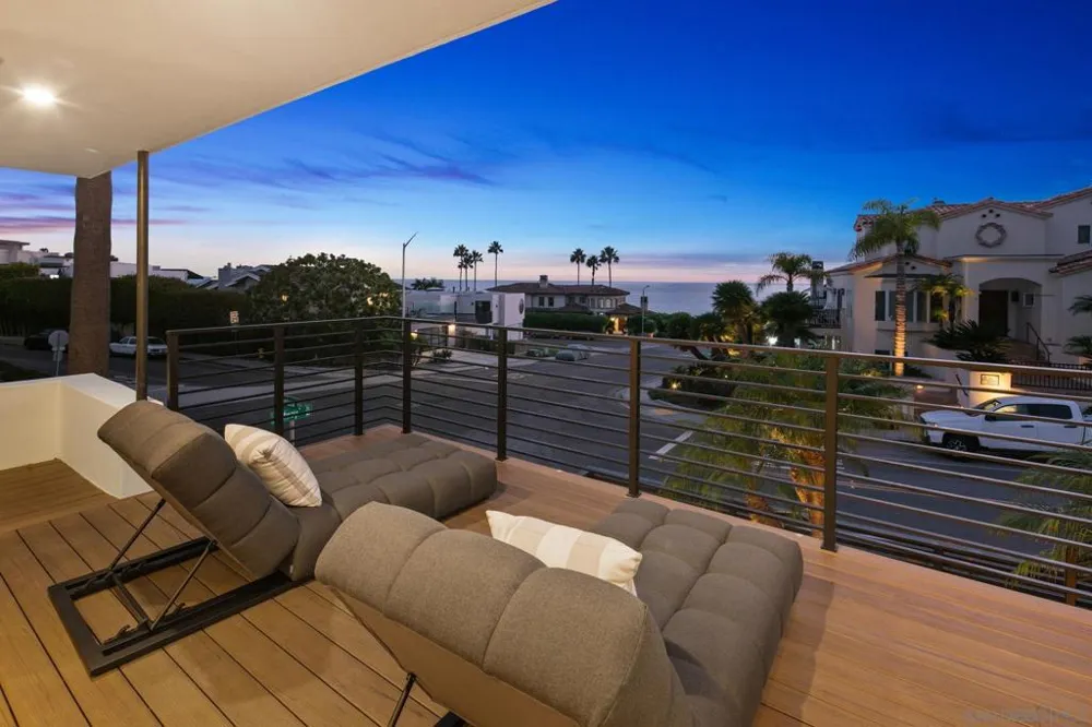 5503 Chelsea Avenue La Jolla, CA 92037