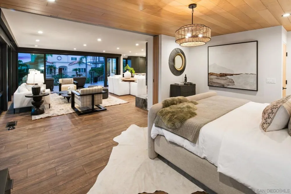 5503 Chelsea Avenue La Jolla, CA 92037