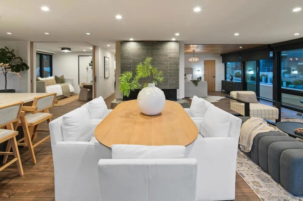 5503 Chelsea Avenue La Jolla, CA 92037