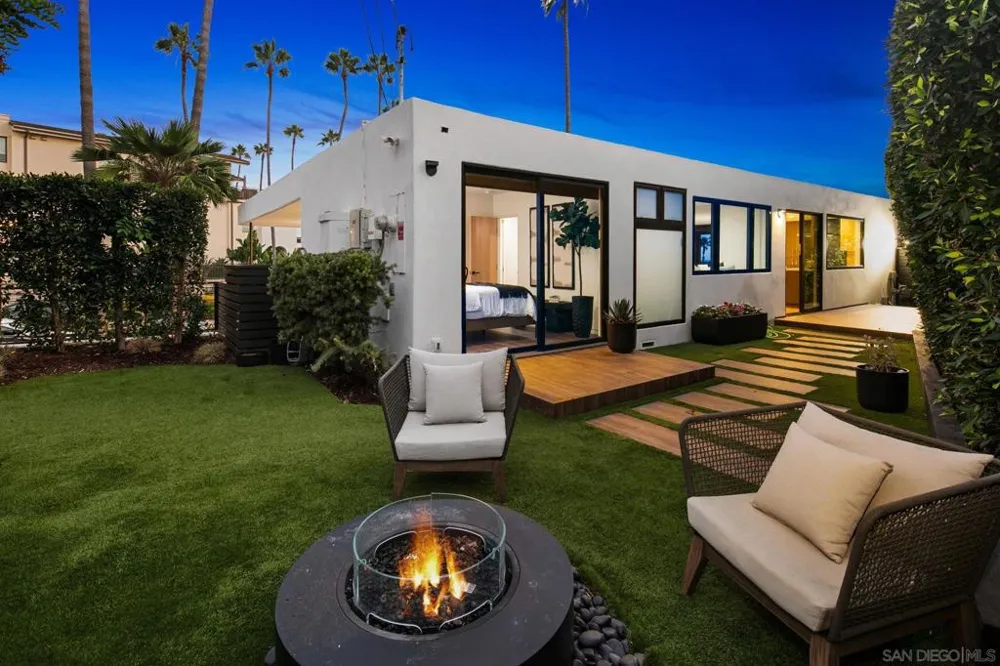 5503 Chelsea Avenue La Jolla, CA 92037
