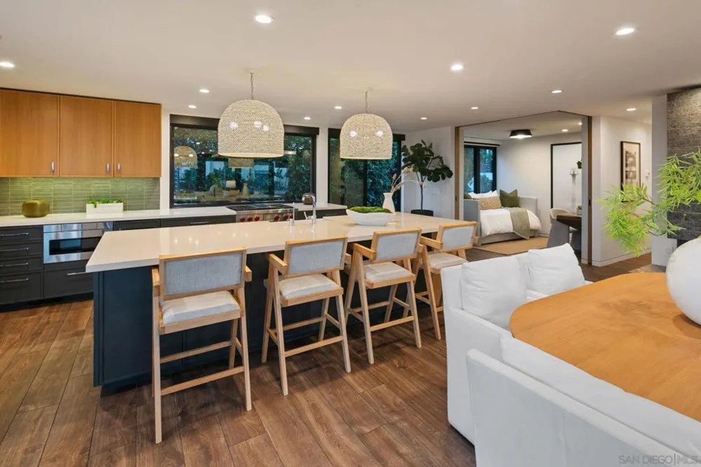 5503 Chelsea Avenue La Jolla, CA 92037