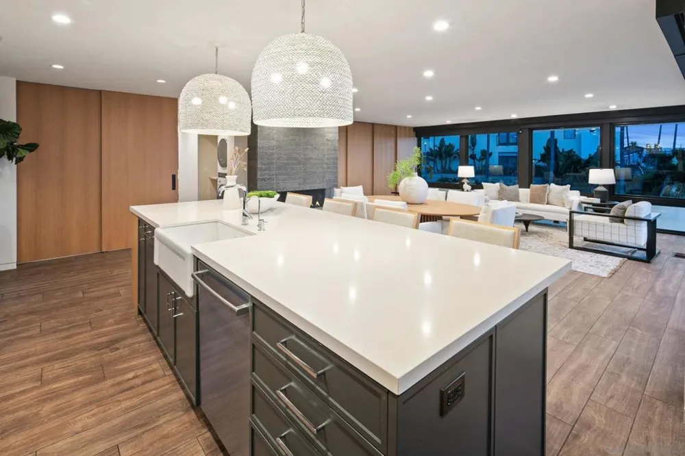 5503 Chelsea Avenue La Jolla, CA 92037