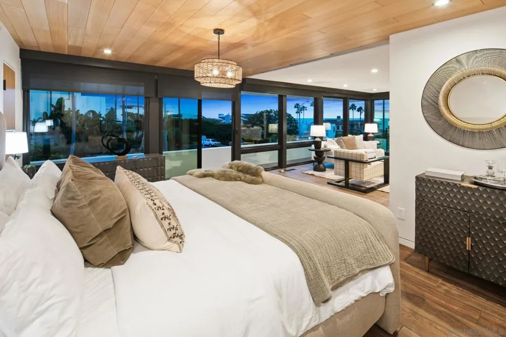 5503 Chelsea Avenue La Jolla, CA 92037