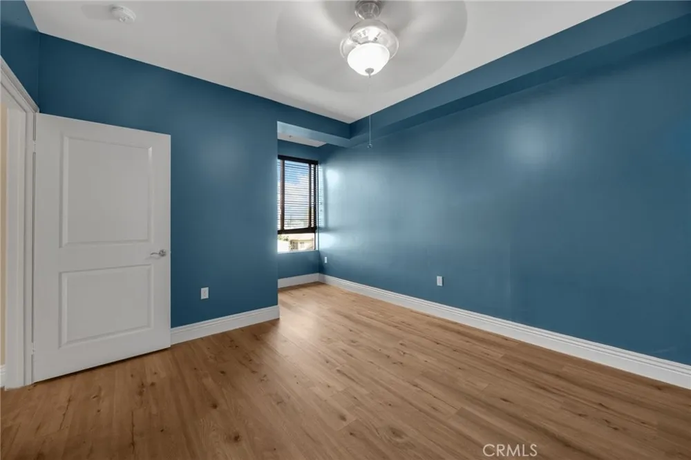 6938 Laurel Canyon #303 North Hollywood, CA 91605