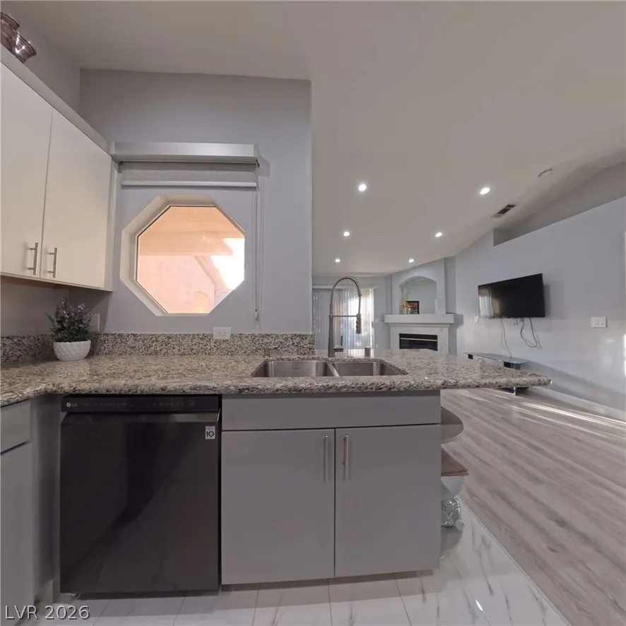5415 W Harmon Avenue #2137 Las Vegas, NV 89103