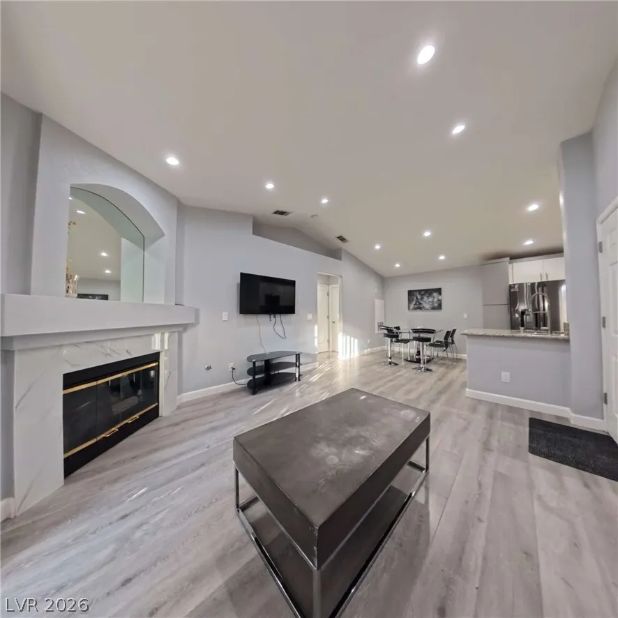 5415 W Harmon Avenue #2137 Las Vegas, NV 89103
