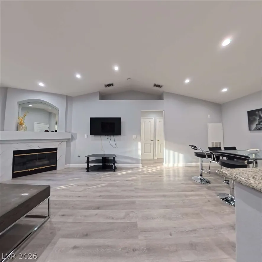 5415 W Harmon Avenue #2137 Las Vegas, NV 89103