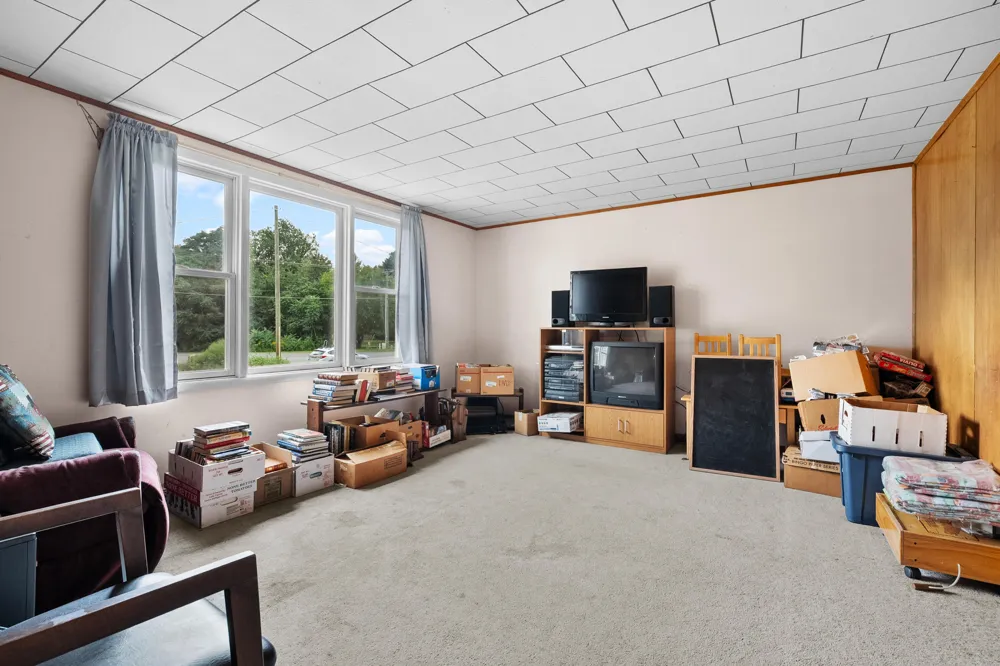 39264 W Red Arrow Highway Paw Paw Township, MI 49079