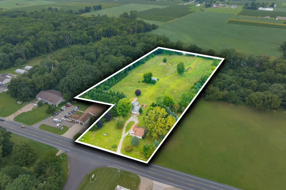 39264 W Red Arrow Highway Paw Paw Township, MI 49079