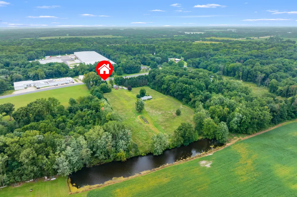 39264 W Red Arrow Highway Paw Paw Township, MI 49079