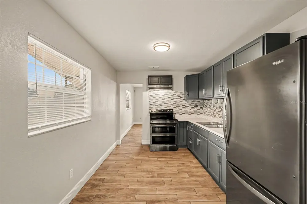 8503 FISH LAKE ROAD Tampa, FL 33619