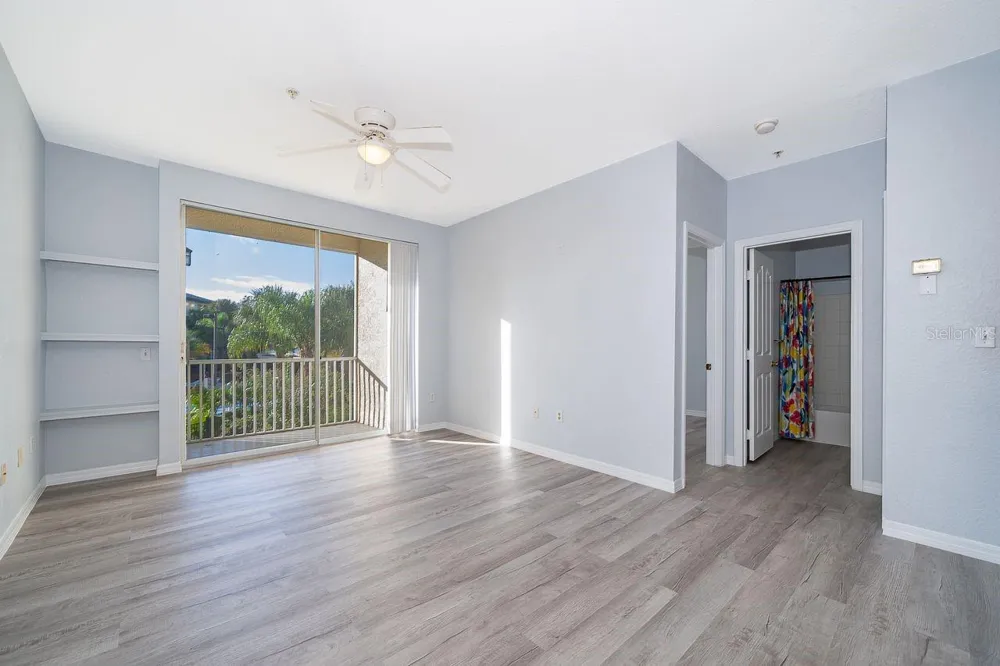 8900 LEGACY COURT #204 Kissimmee, FL 34747