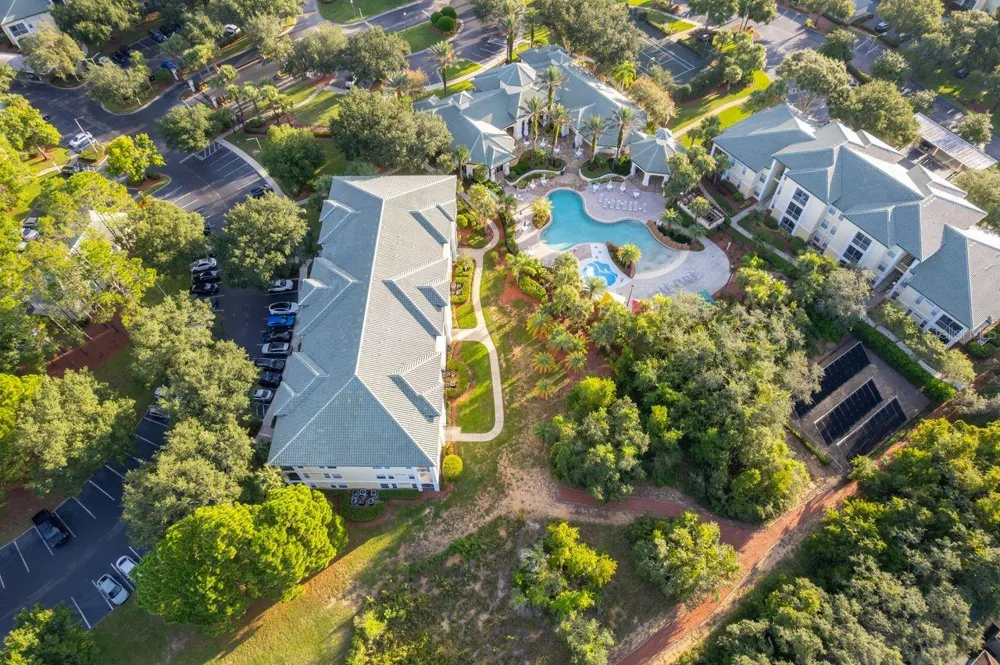 8900 LEGACY COURT #204 Kissimmee, FL 34747