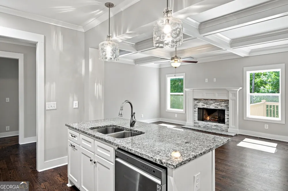 237 Ivey DR Bethlehem, GA 30620