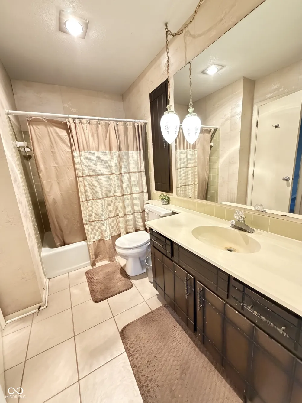 8021 E 20th Street Indianapolis, IN 46219