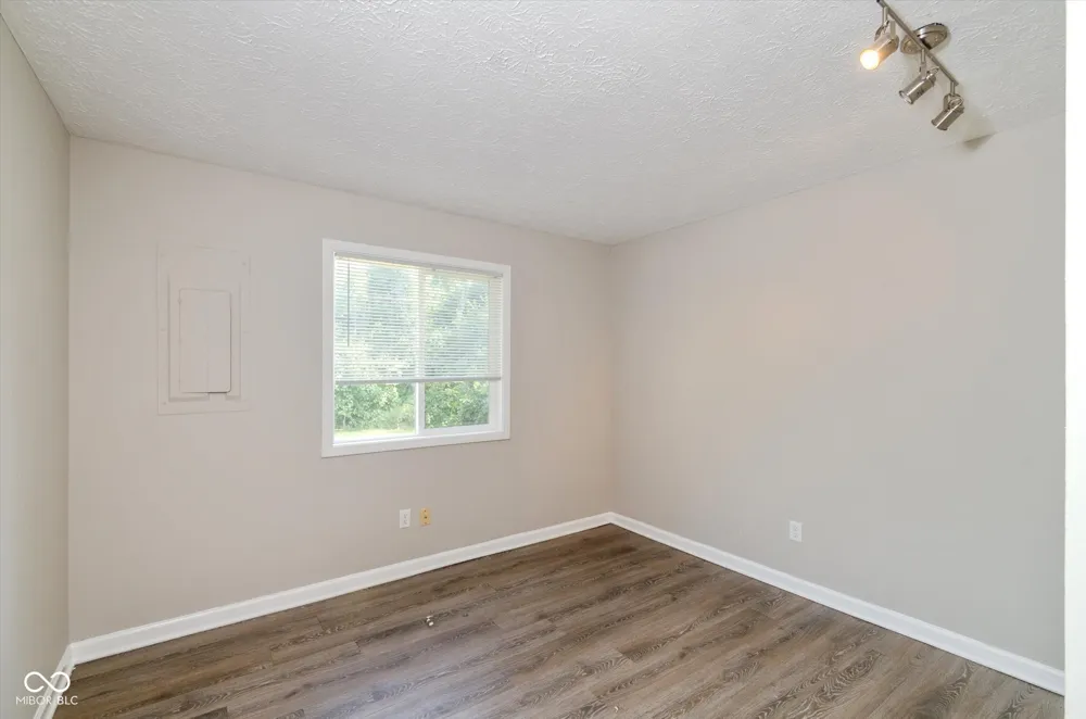 1635 Stacy Lynn Drive Indianapolis, IN 46231