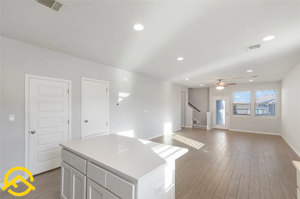 3008 Sage Ranch Drive Leander, TX 78641