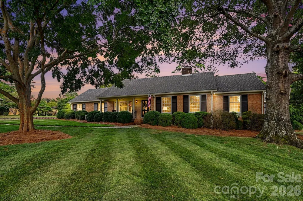 207 Richmond Road Salisbury, NC 28144