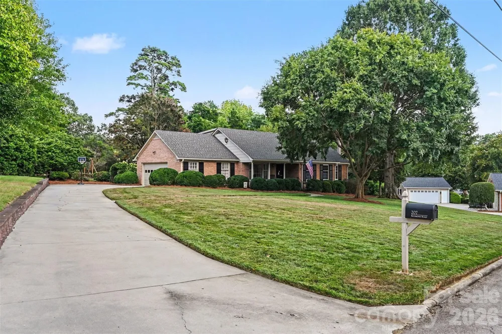 207 Richmond Road Salisbury, NC 28144