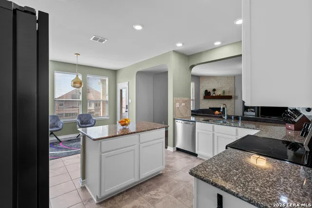 429 Landmark Stone Cibolo, TX 78108