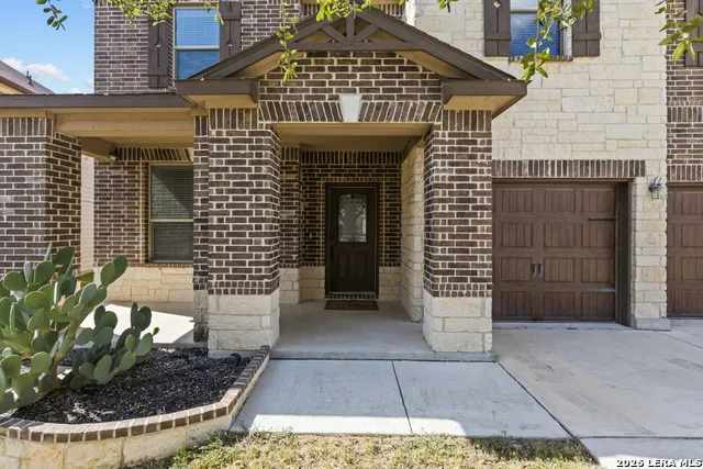 429 Landmark Stone Cibolo, TX 78108
