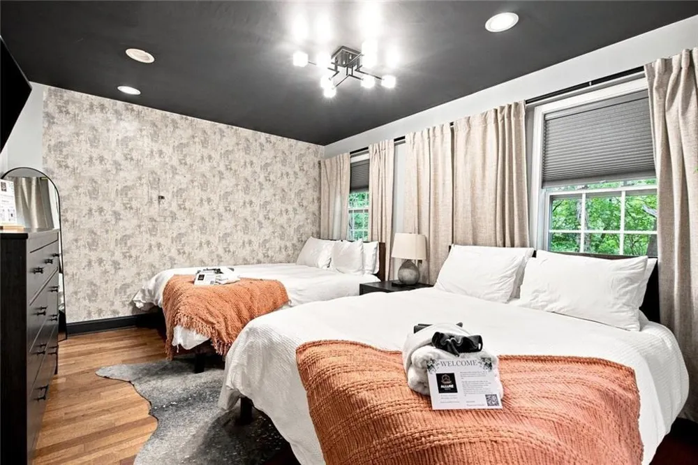 33 Pigeon Creek Drive Blue Ridge, GA 30513