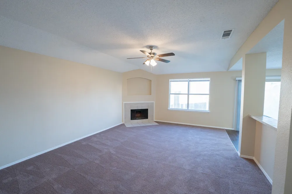 1524 Clemson Drive Glenn Heights, TX 75154