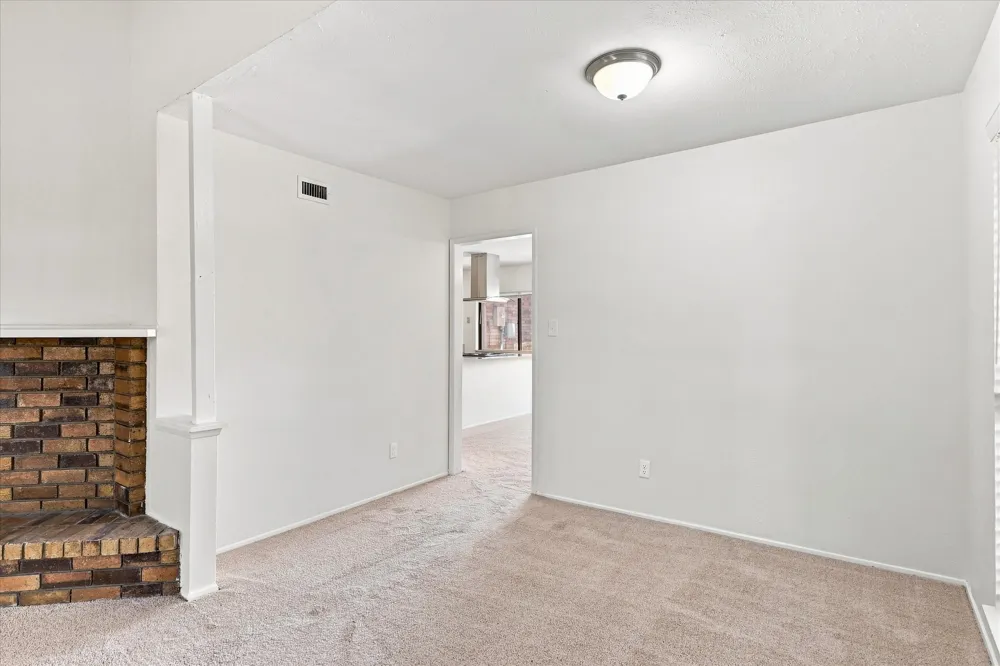 411 Clear Creek Lane Coppell, TX 75019