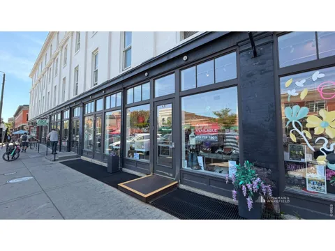 172 College Avenue #A3