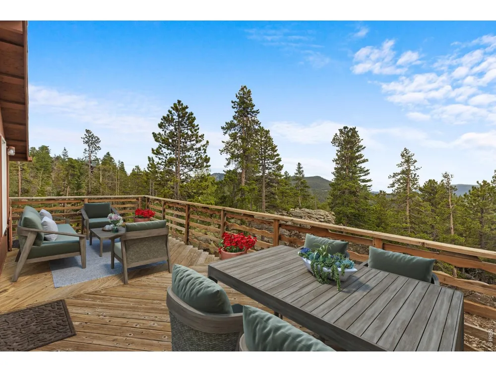 33998 Lyttle Dowdle Drive Golden, CO 80403