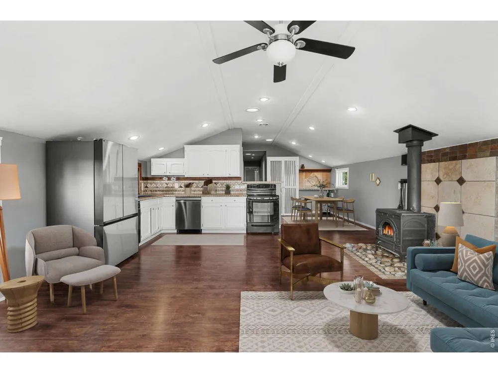 33998 Lyttle Dowdle Drive Golden, CO 80403