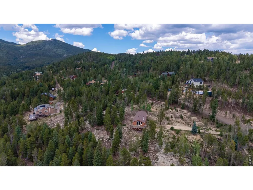 33998 Lyttle Dowdle Drive Golden, CO 80403