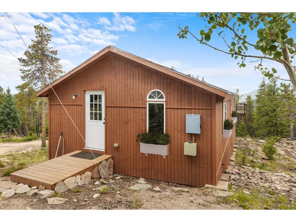 33998 Lyttle Dowdle Drive Golden, CO 80403