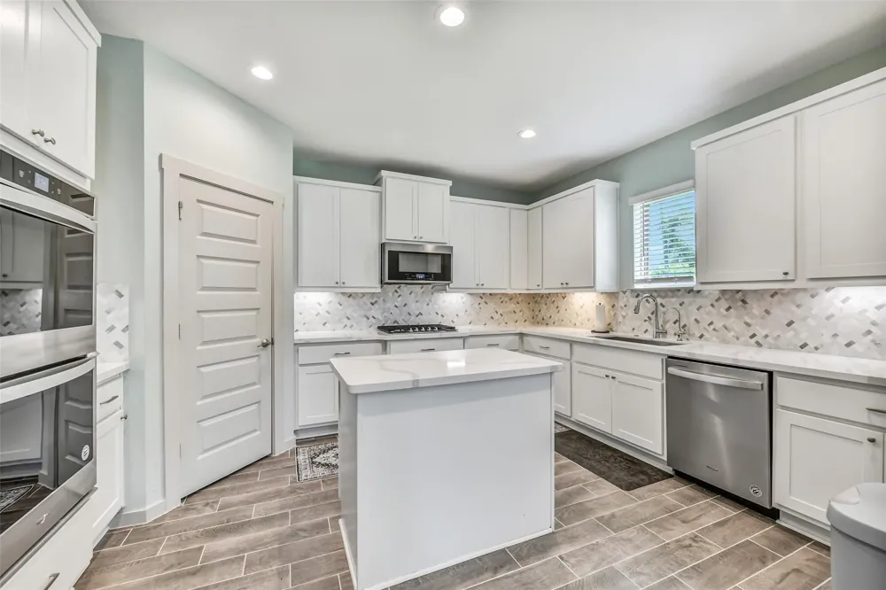1508 Harvest Vine Court Friendswood, TX 77546