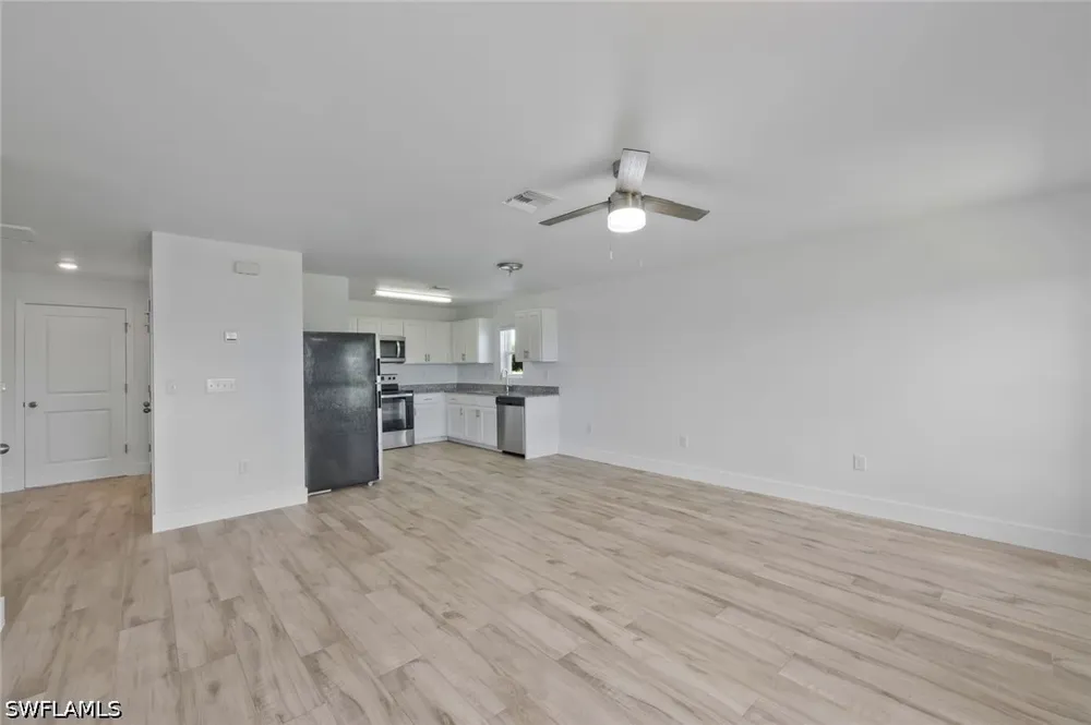 SANTABARBARA BOULEVARD Cape Coral, FL 33993