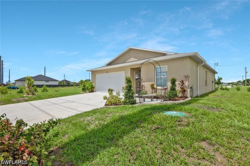 SANTABARBARA BOULEVARD Cape Coral, FL 33993
