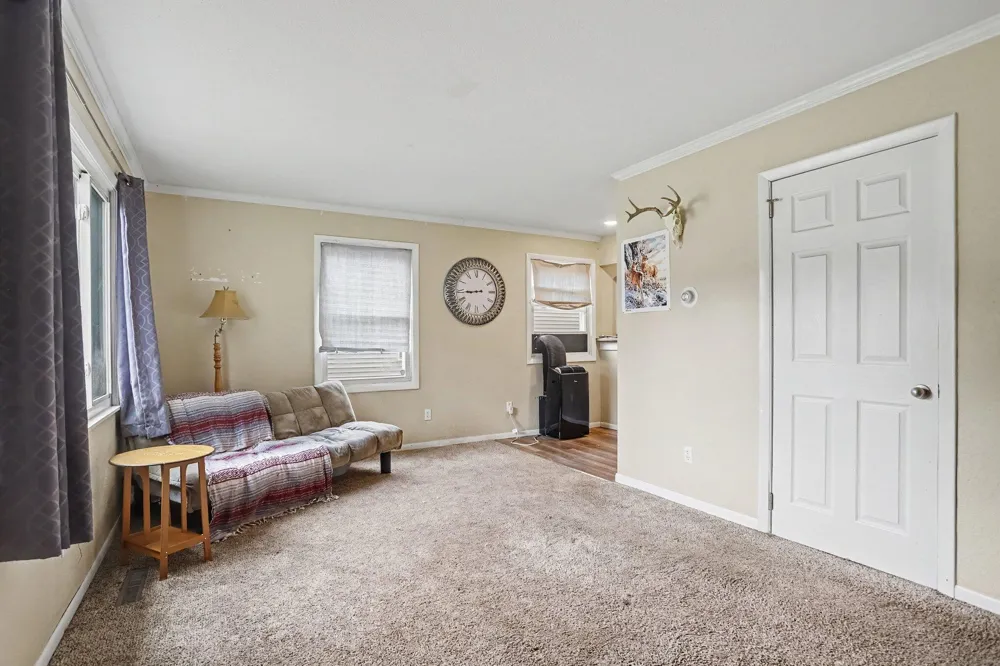 210 W Spaulding Avenue W Battle Creek, MI 49037