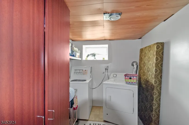 48 Cedarhurst Ave Woodland Park, NJ 07424