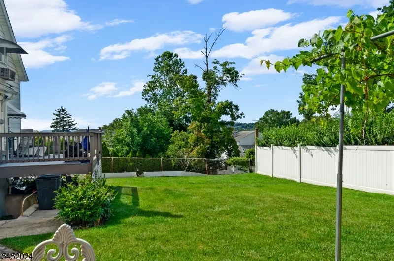 48 Cedarhurst Ave Woodland Park, NJ 07424