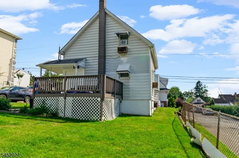 48 Cedarhurst Ave Woodland Park, NJ 07424